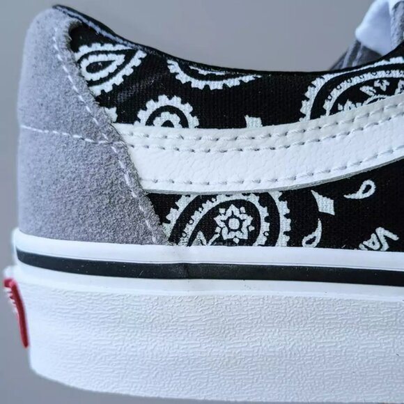 Vans Women's Sk8-Low Suede/Canvas Sneaker in Wonderful Paisley Gray/True White - Picture 5 of 12